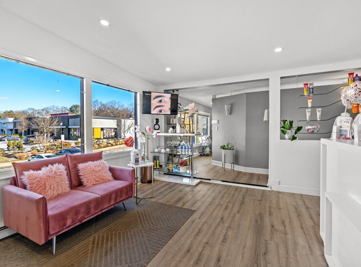 More Photos Of 151-159 Linden St, Wellesley Office For Lease