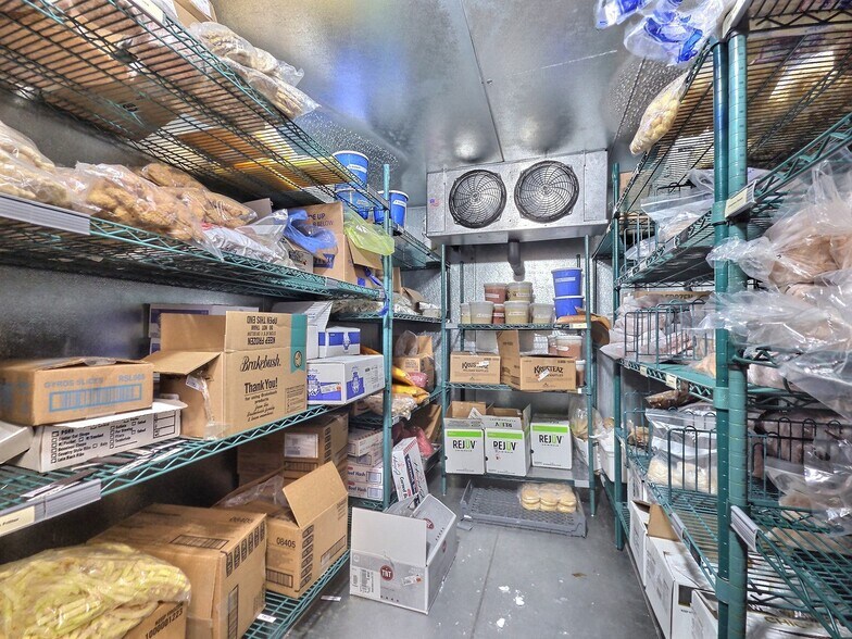 More Photos Of 4187 Highway B, Land O Lakes Restaurant For Sale