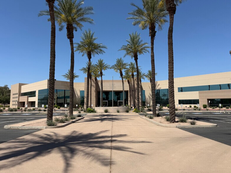 More Photos Of 8075 S River Pky, Tempe Office For Sale