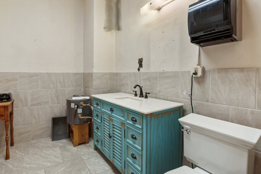 More Photos Of 124 N 3rd St, Cripple Creek Specialty For Sale