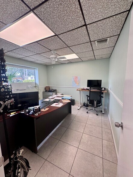 More Photos Of 3973 Arnold Ave, Naples Warehouse For Sale