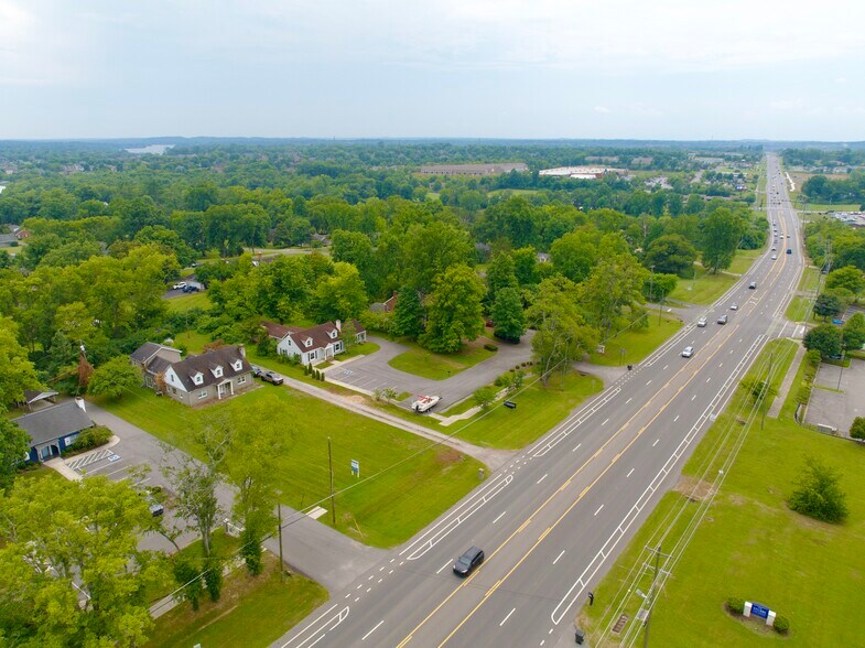 More Photos Of 1189 Nashville Pike, Gallatin Office For Sale