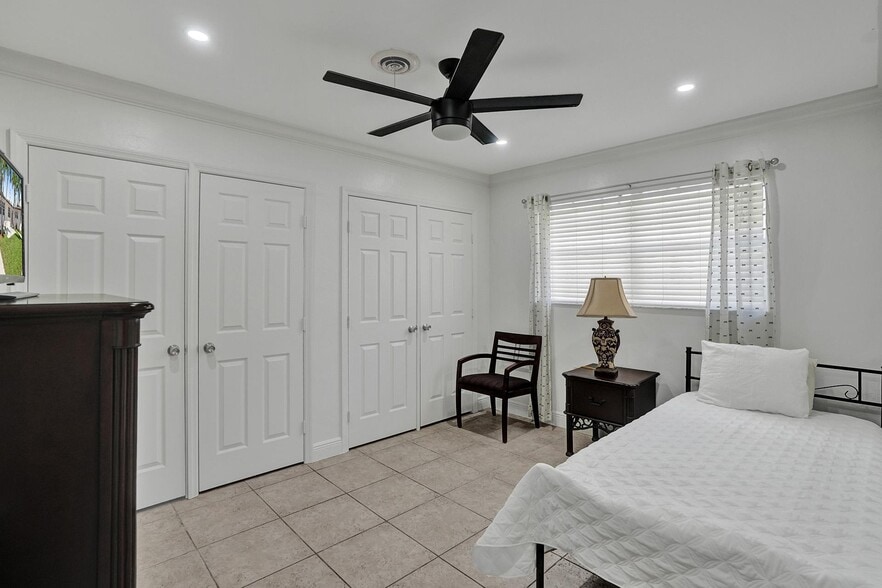 More Photos Of 4200 NE 19th Ave, Pompano Beach Assisted Living For Sale