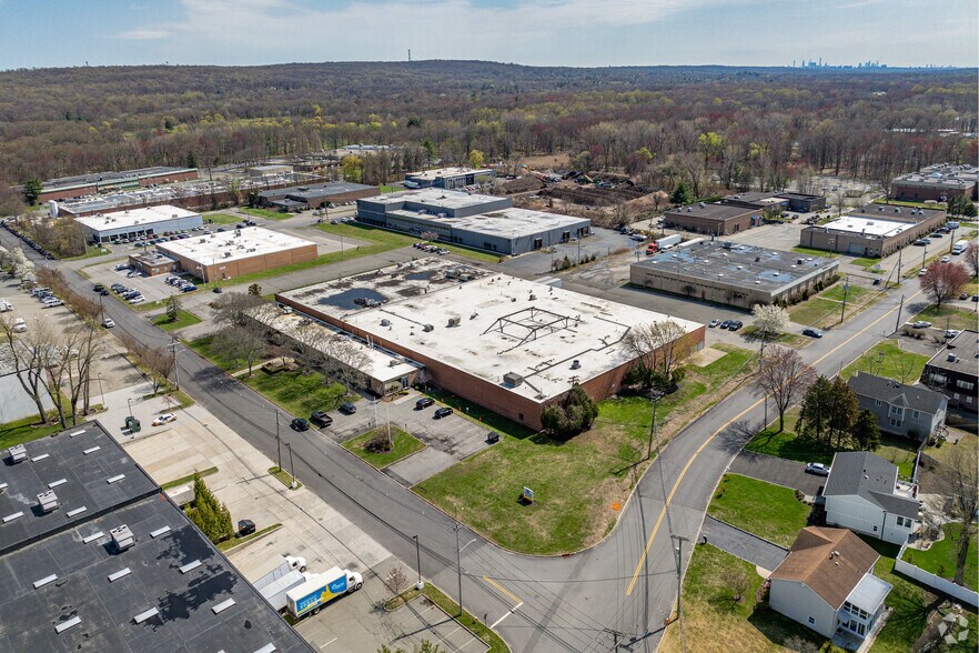 More Photos Of 140 LeGrand Ave, Northvale Manufacturing For Lease