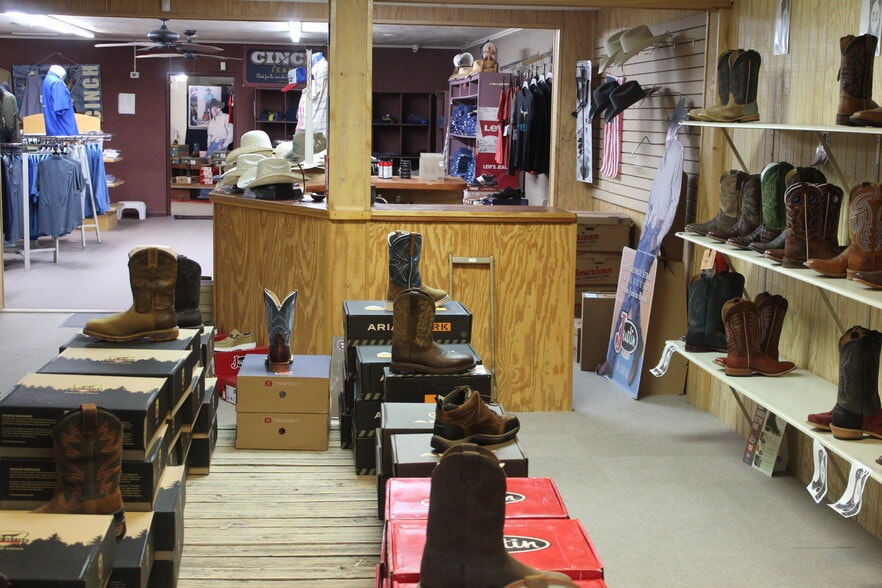 More Photos Of 1107 S 1st St, Clayton General Retail For Sale