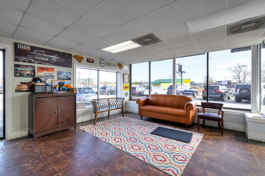 More Photos Of 756 Bultman Dr, Sumter Light Distribution For Sale