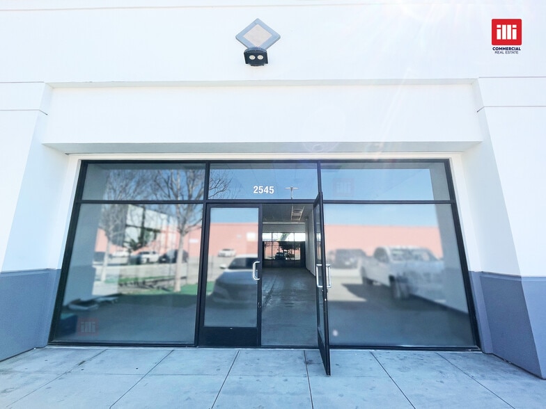 More Photos Of 2501-2599 S Santa Fe Ave, Vernon Freestanding For Sale
