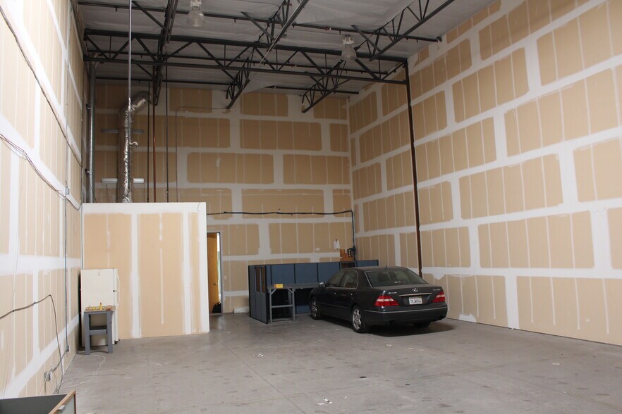 More Photos Of 1292 Kifer Rd, Sunnyvale Research And Development For Sale