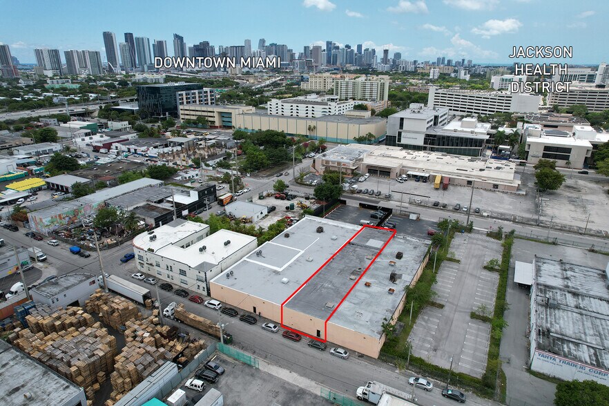 More Photos Of 829-833 NW 21st St, Miami Warehouse For Lease