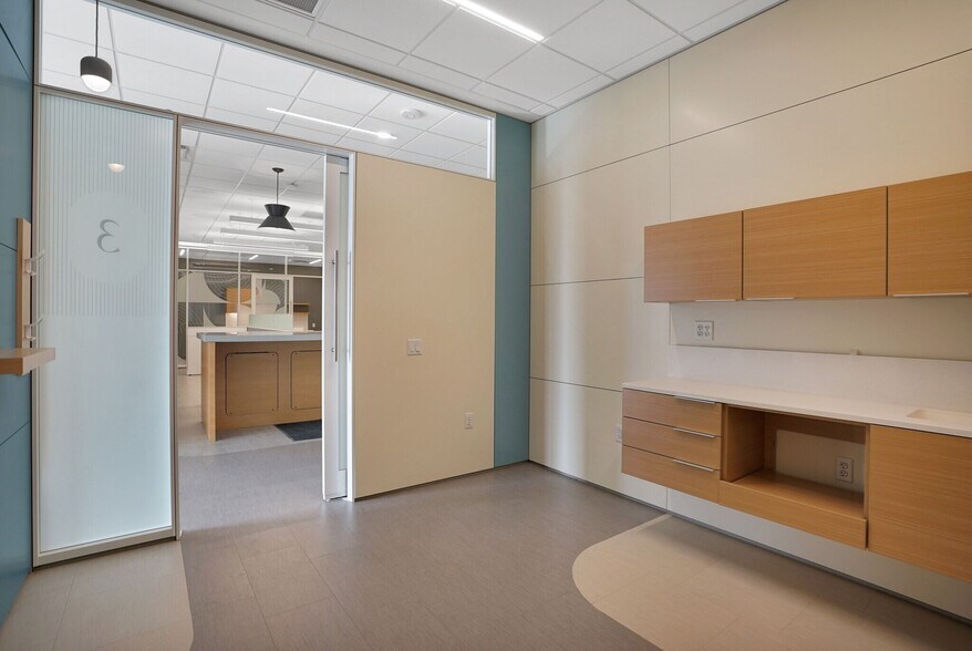 More Photos Of 3820 Grand Way, Saint Louis Park Apartments For Lease