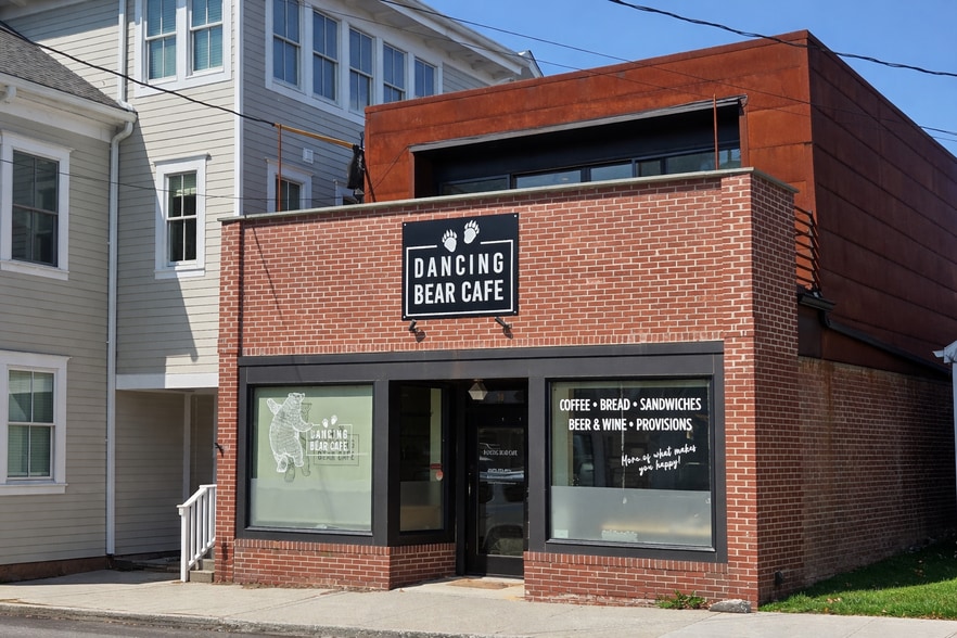 Primary Photo Of 10 E Main St, Pawling Restaurant For Sale