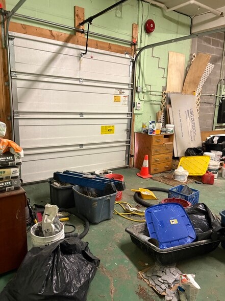 More Photos Of 64 Broad St, Tonawanda Office For Sale