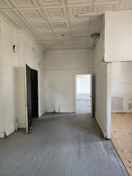 More Photos Of 9222 Madison Ave, Cleveland Apartments For Sale