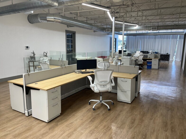 More Photos Of 2840 S Bryan Ave, Fort Worth Warehouse For Lease