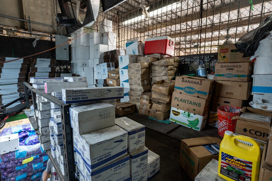 More Photos Of 1217 NW 21st Ave, Miami Distribution For Lease