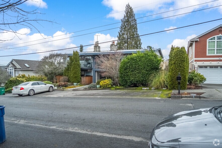 More Photos Of 324 6th Ave S, Kirkland Apartments For Sale