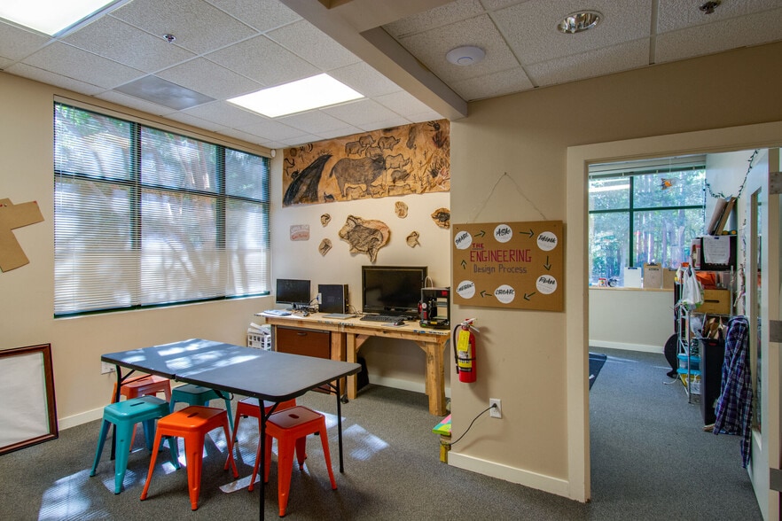 More Photos Of 5 Dunmore Ct, Hilton Head Office Residential For Sale