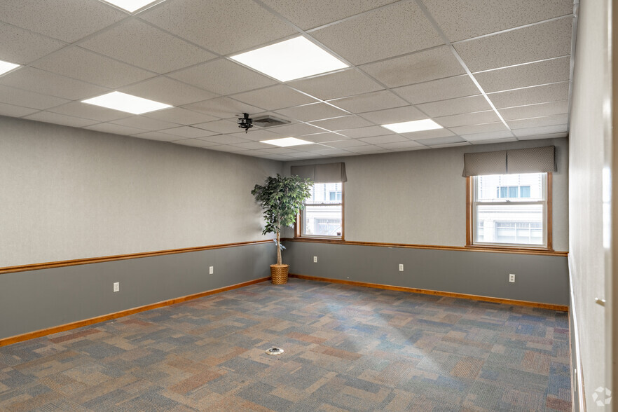 More Photos Of 255 Delaware Ave, Buffalo Office For Lease