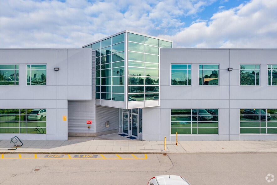 More Photos Of 1868 Glen Dr, Vancouver Office For Lease