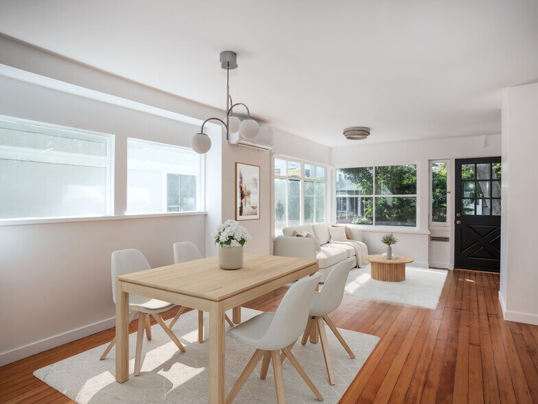 More Photos Of 58 Ozone Ave, Venice Specialty For Sale