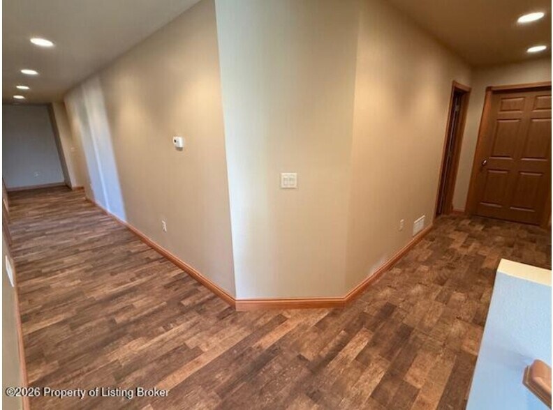 More Photos Of 3805-129f Southwest Ave, Belfield Flex For Lease