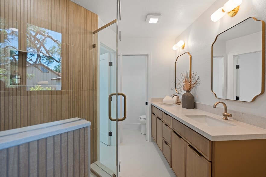 More Photos Of 6801 El Fuerte St, Carlsbad Apartments For Sale