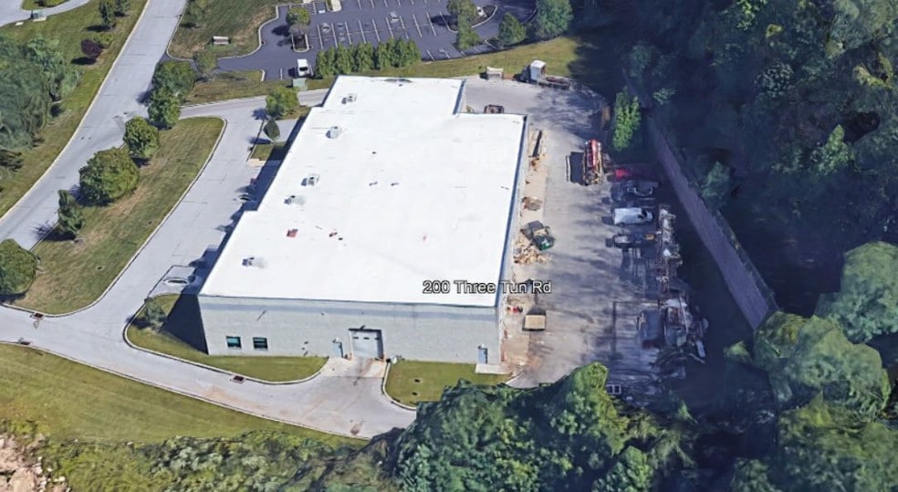 More Photos Of 230 Three Tun Rd, Malvern Flex For Lease