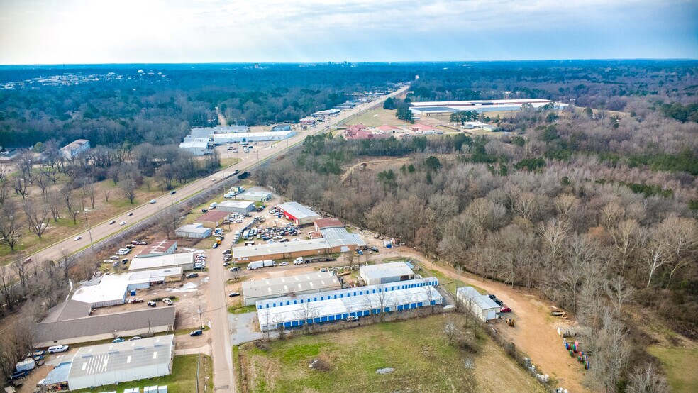 More Photos Of 5849 N Commerce Plz, Jackson Self Storage For Sale