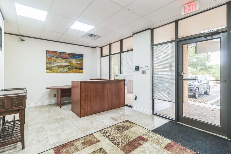 More Photos Of 16333 S Great Oaks Dr, Round Rock Medical For Lease