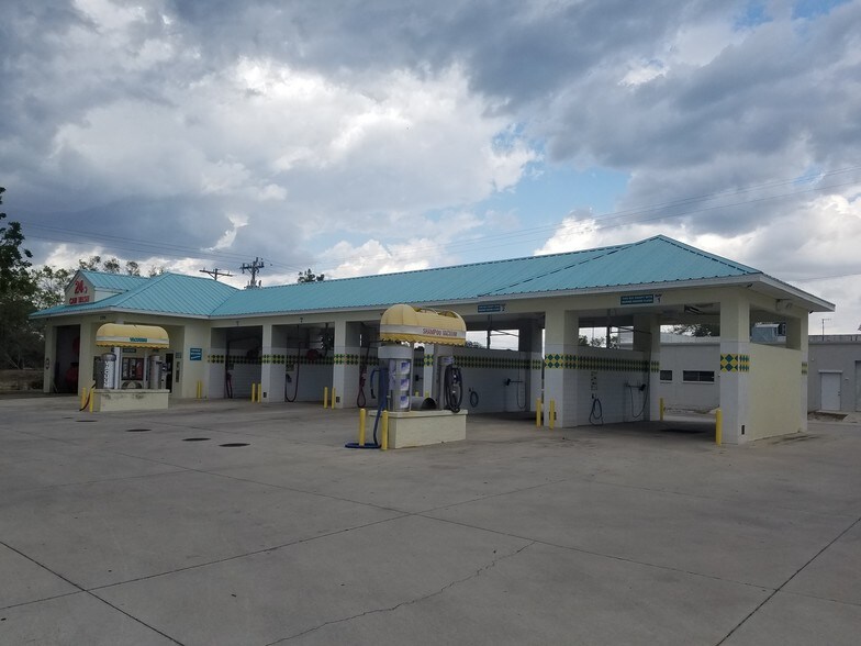 More Photos Of 4628 Chiquita Blvd S, Cape Coral Carwash For Sale
