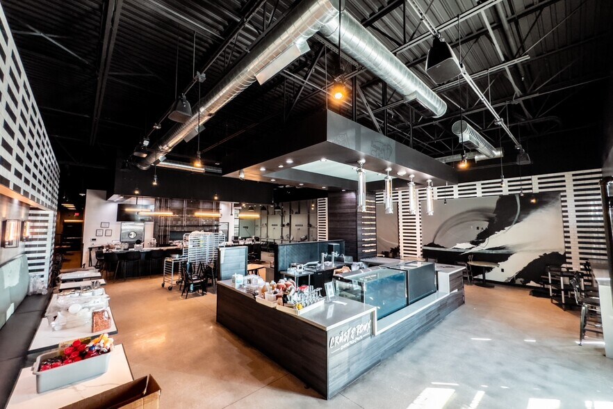 More Photos Of 6825 S Las Vegas Blvd, Las Vegas Storefront Retail Office For Lease