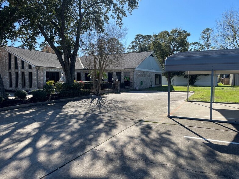 More Photos Of , Spring Unknown For Sale