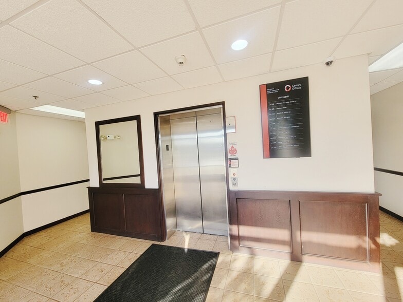 More Photos Of 20550 S LaGrange Rd, Frankfort Office For Lease