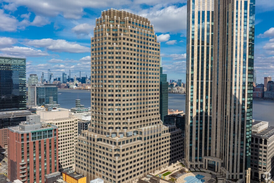 More Photos Of 101 Hudson St, Jersey City Medical For Lease