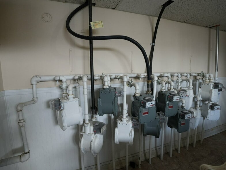 More Photos Of 311 W Highland Dr, Williston Apartments For Sale