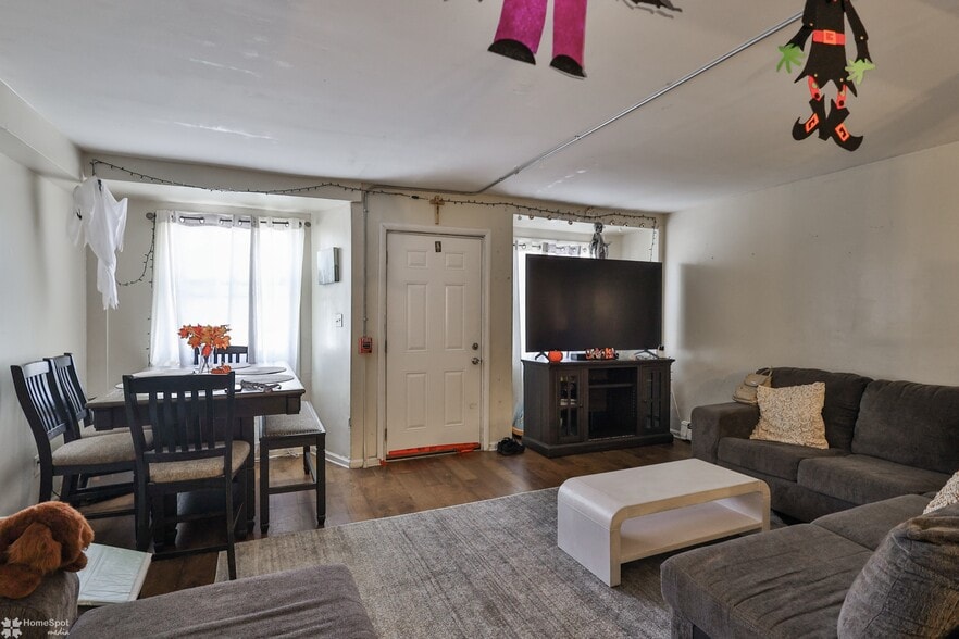 More Photos Of 902 W Wilkes Barre St, Easton Apartments For Sale