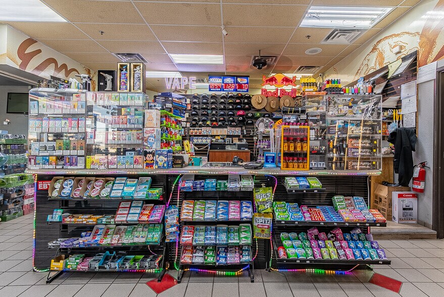 More Photos Of 611 E Main St, Somerton Service Station For Sale