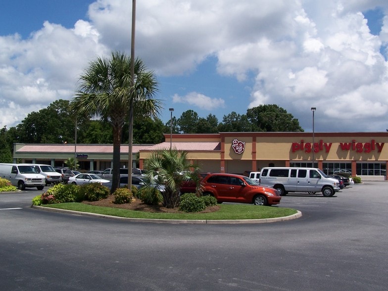 More Photos Of 630 Skylark Dr, Charleston Unknown For Lease