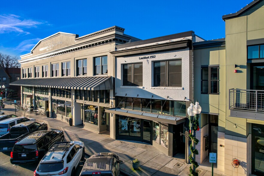 More Photos Of 412 Front St, Lynden Storefront Retail Residential For Sale