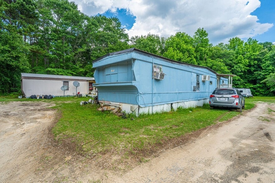More Photos Of 1267 Trojan Rd, Cross Convenience Store For Sale