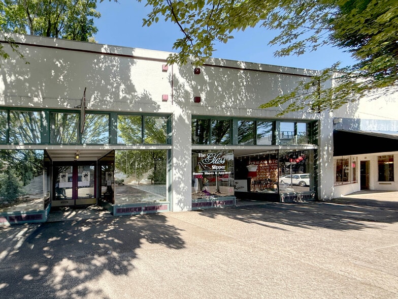 Primary Photo Of 108-116 NW 2nd St, Corvallis Storefront For Sale