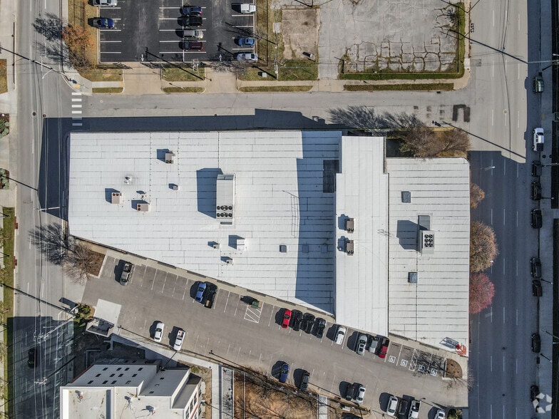 More Photos Of 110 S Hartford Ave, Tulsa Office For Lease