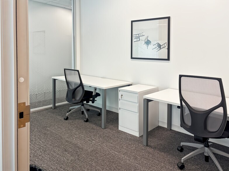 More Photos Of 501 E Las Olas Blvd, Fort Lauderdale Coworking Space