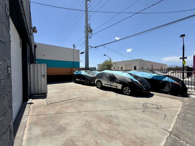 More Photos Of 918 S Main St, Las Vegas Storefront For Lease