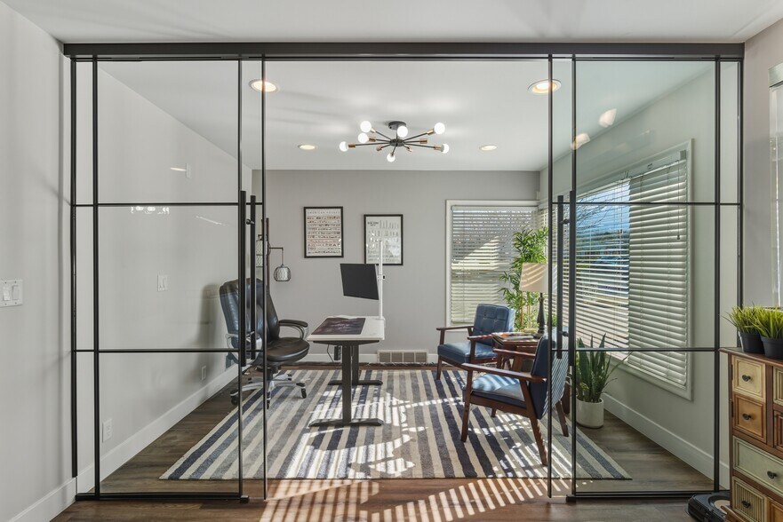 More Photos Of 152 W 500 S, Bountiful Office For Lease