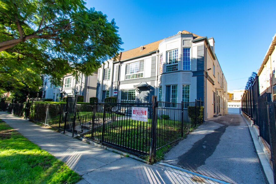 More Photos Of , Los Angeles Multifamily For Sale