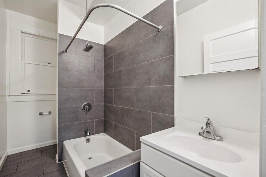 More Photos Of 1745 Market St, San Francisco Apartments For Sale