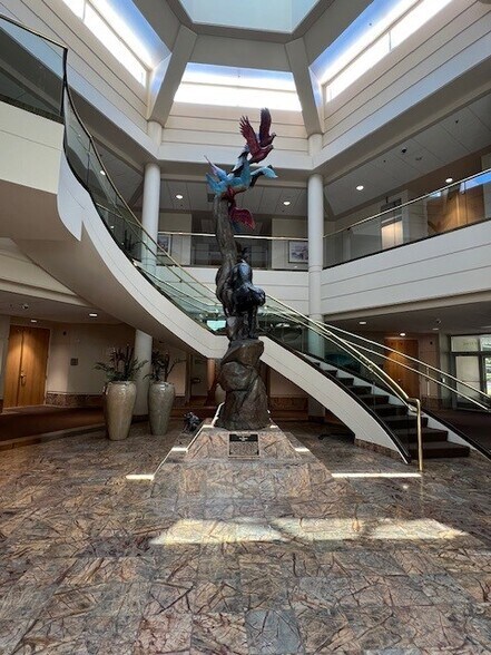 More Photos Of 222 NE Park Plaza Dr, Vancouver Office For Lease