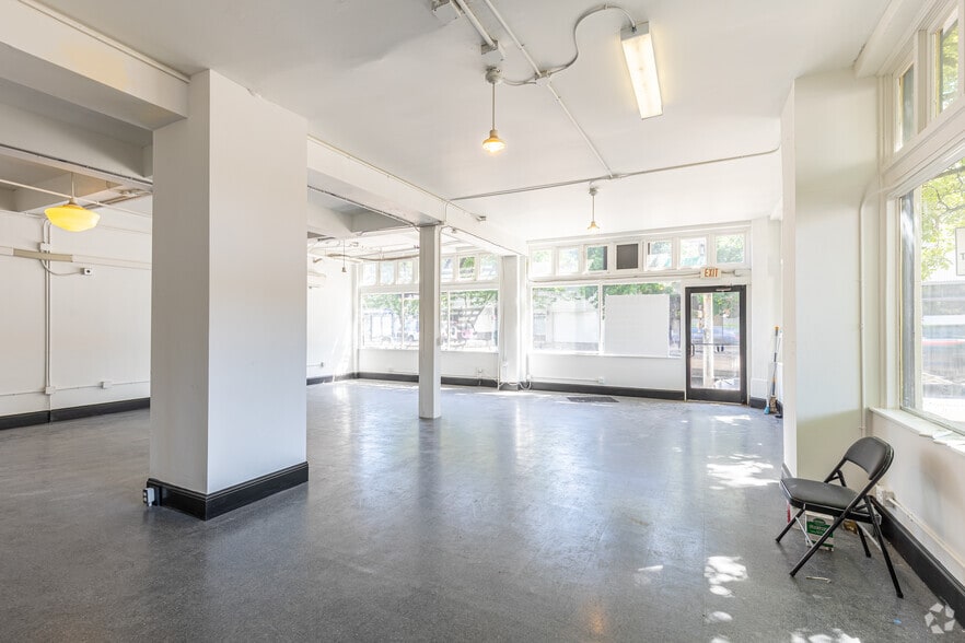 More Photos Of 1539-1541 W Burnside St, Portland Apartments For Sale