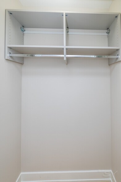 More Photos Of 6126 Eberhart ave, Chicago Apartments For Sale